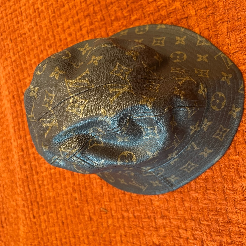 Louis Vuitton Monogram Bucket Hat - Black and Gold
